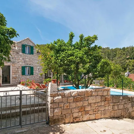 2 Bedroom Pet Friendly In Postira Сasa de vacaciones