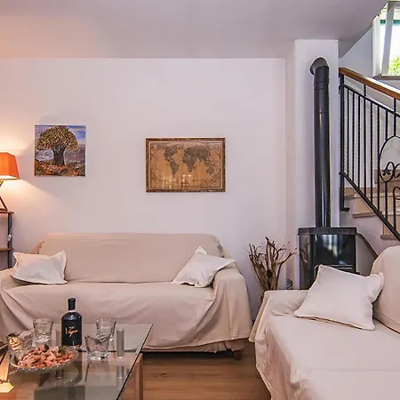 Vikendica Holiday Home Postira With Fireplace VII